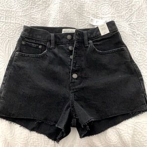 Abercrombie & Fitch curve love high rise mom short
